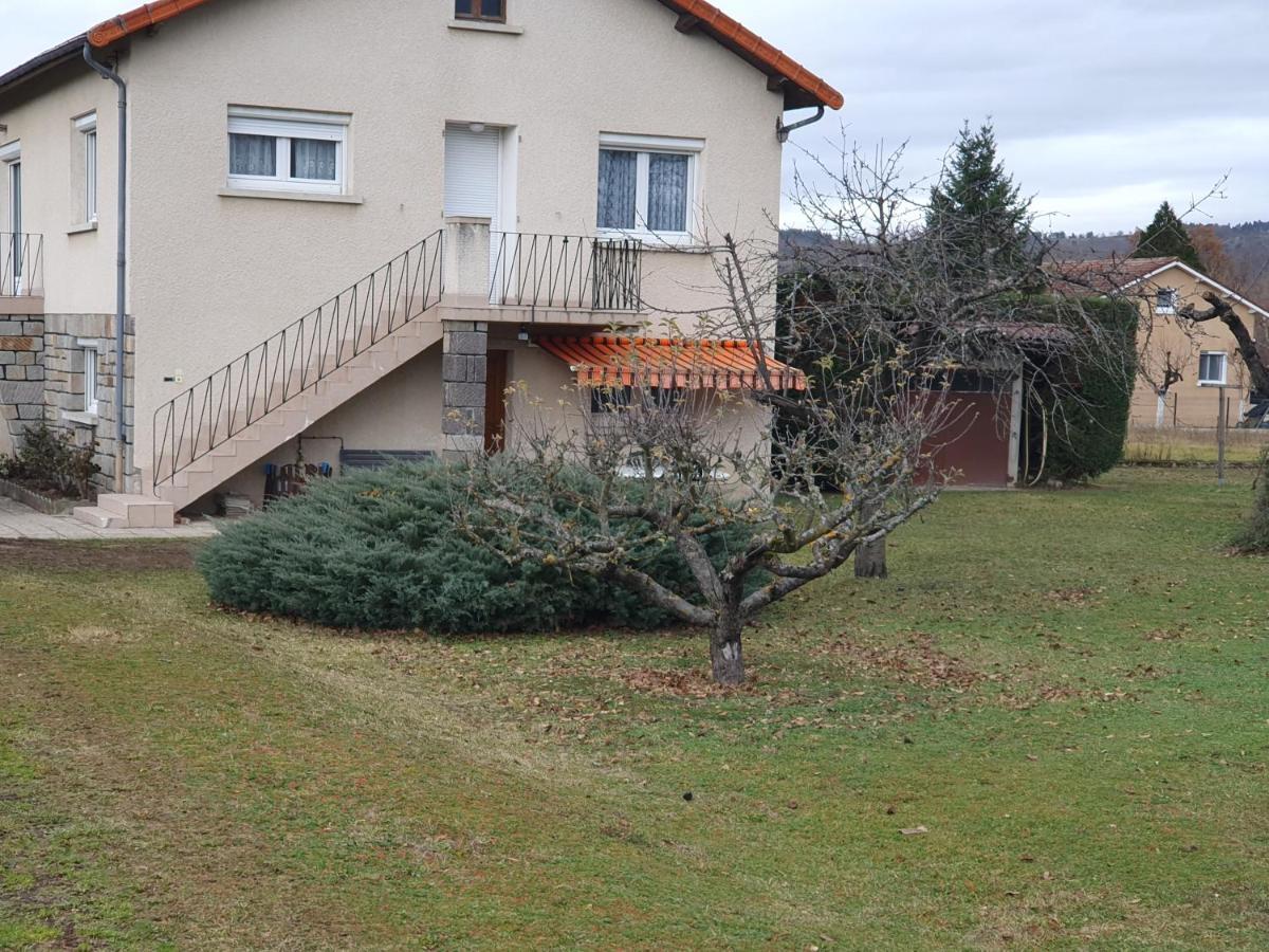 Apartamento La Bourzede Langeac Exterior foto