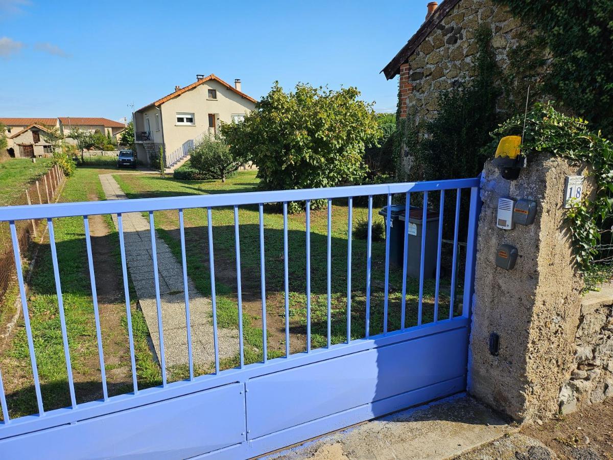 Apartamento La Bourzede Langeac Exterior foto