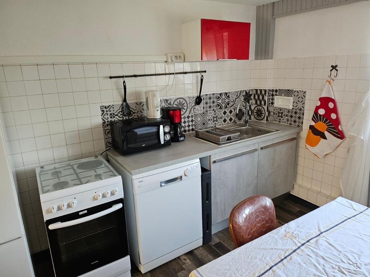 Apartamento La Bourzede Langeac Exterior foto