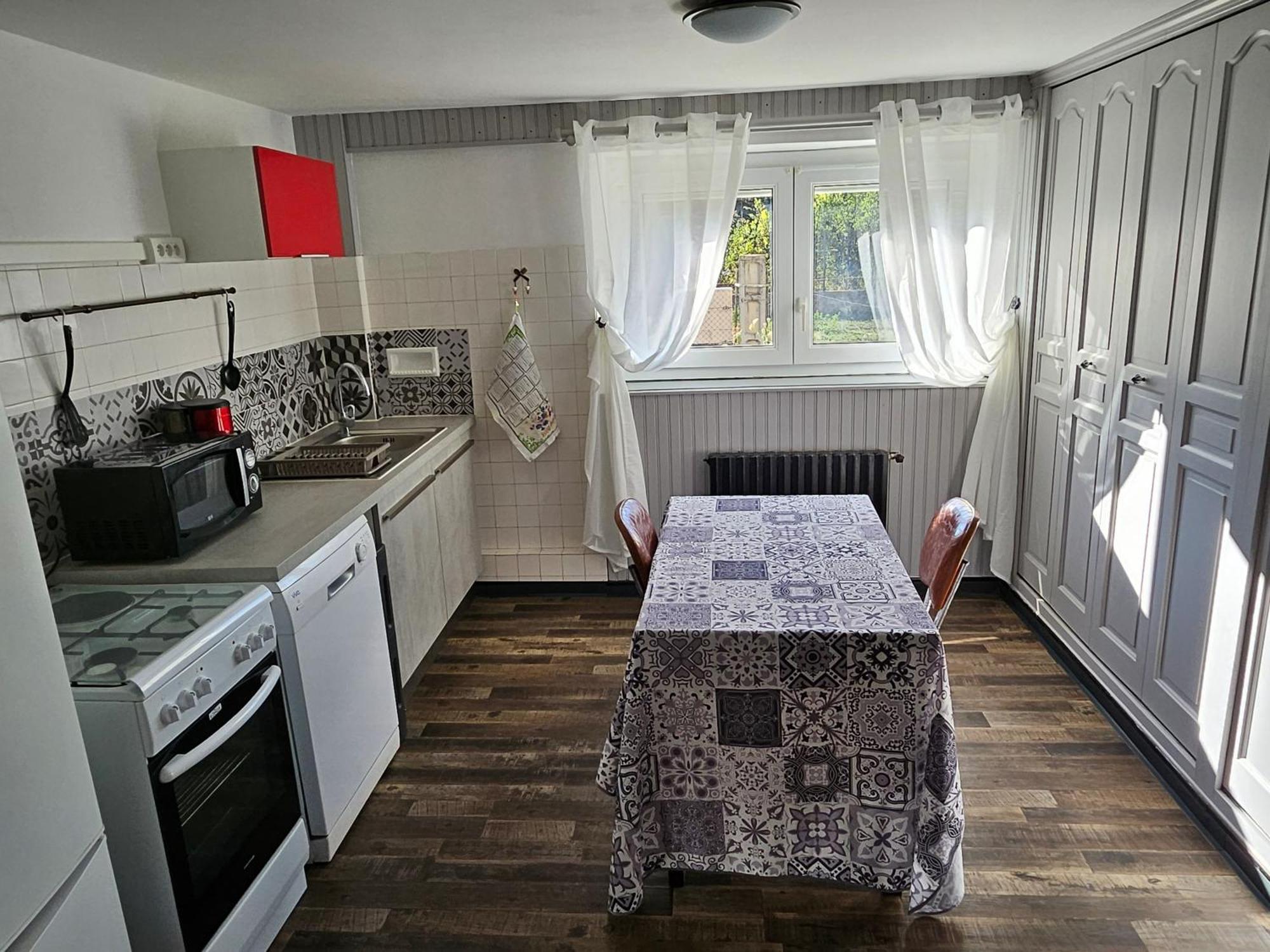 Apartamento La Bourzede Langeac Exterior foto